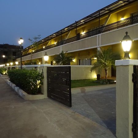 Hotel Misty Meadows, Lonavla Exterior foto