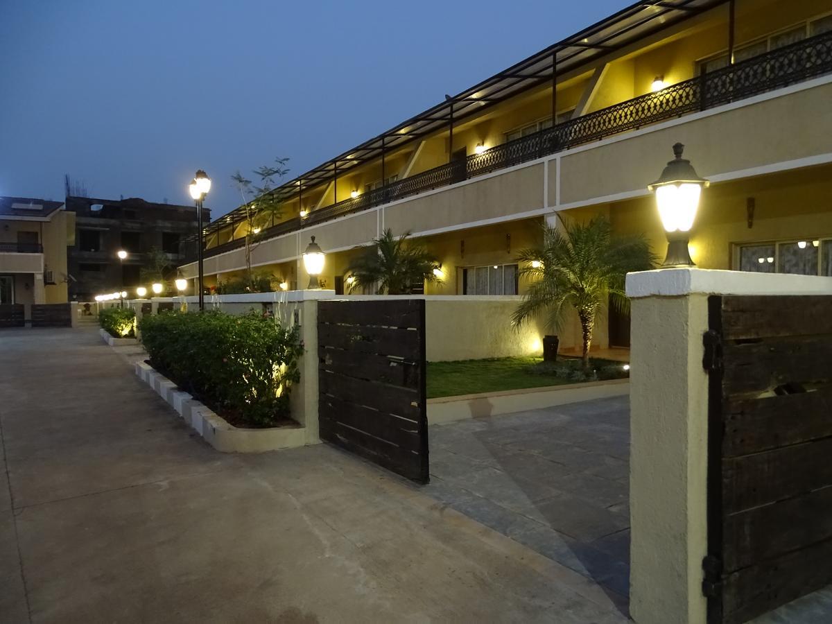 Hotel Misty Meadows, Lonavla Exterior foto